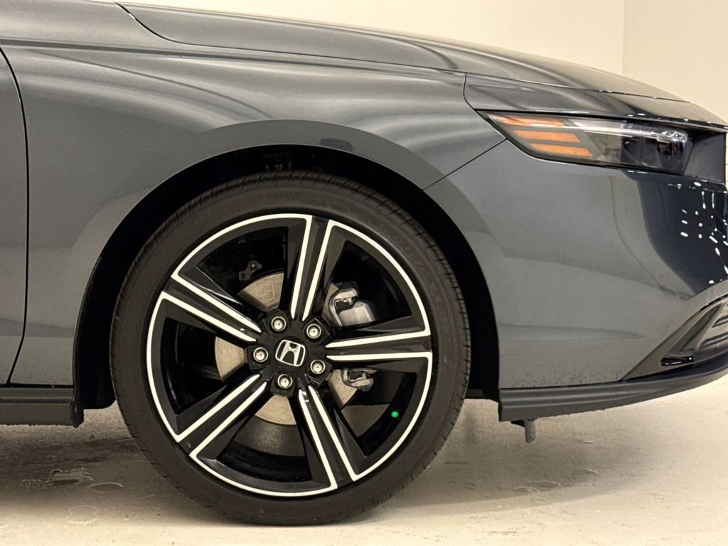 New 2026 Meteorite Gray Metallic Honda SE image 6