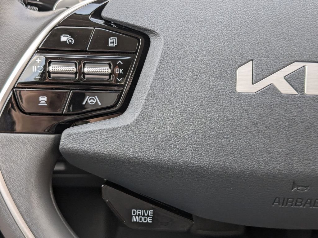 2025 Kia Niro EX - Photo 26