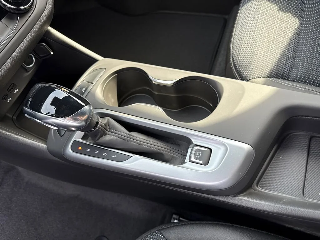 New 2026 Ebony Twilight Metallic Buick Preferred image 24