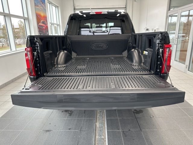 New 2026 Agate Black Metallic Ford XLT image 13