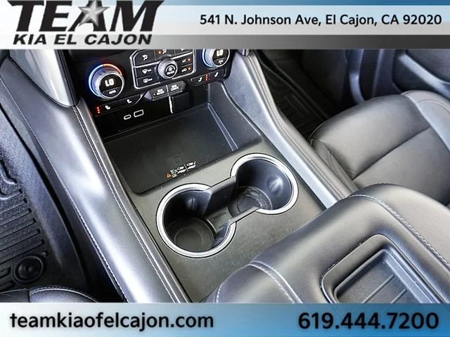 Used 2022 Gray Chevrolet Z71 image 34