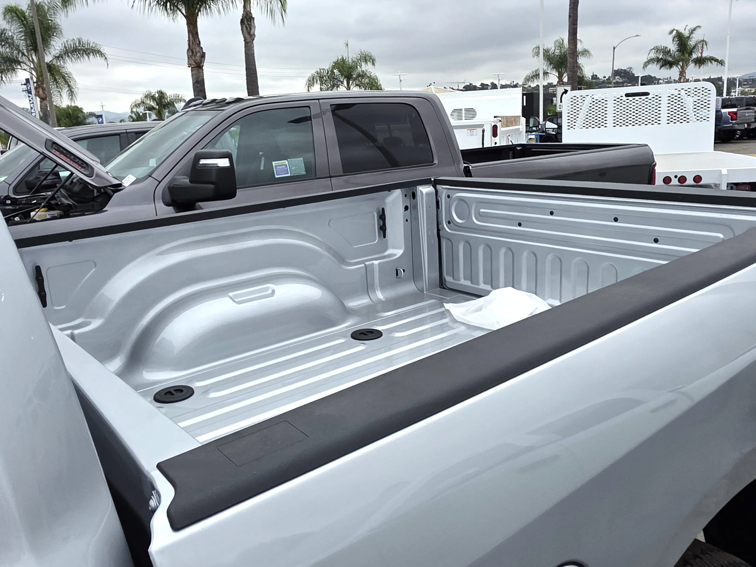 New 2026 Silver RAM Tradesman image 17