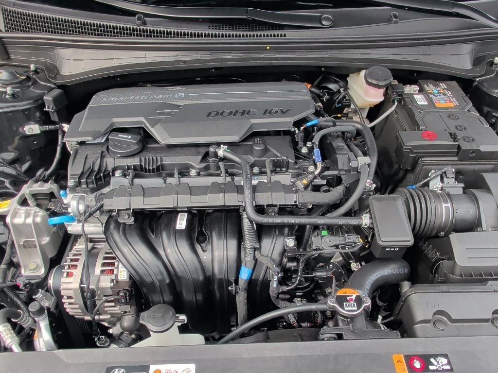 New 2026 Abyss Black Hyundai SE image 18