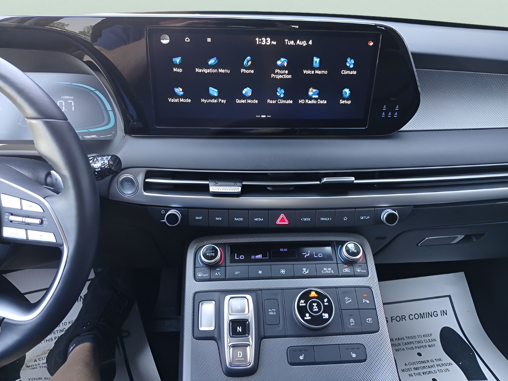 Used 2025 Silver Hyundai SEL image 11