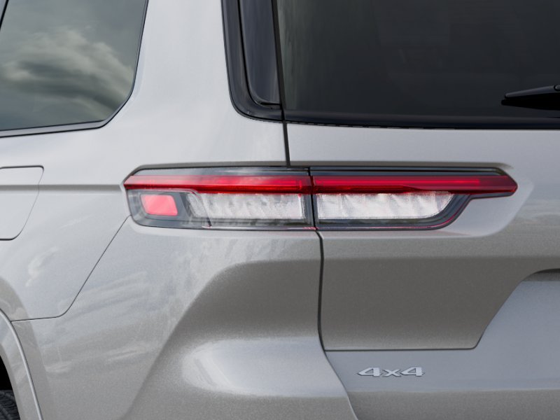 New 2026 Silver Zynith Exterior Paint Jeep Summit image 5