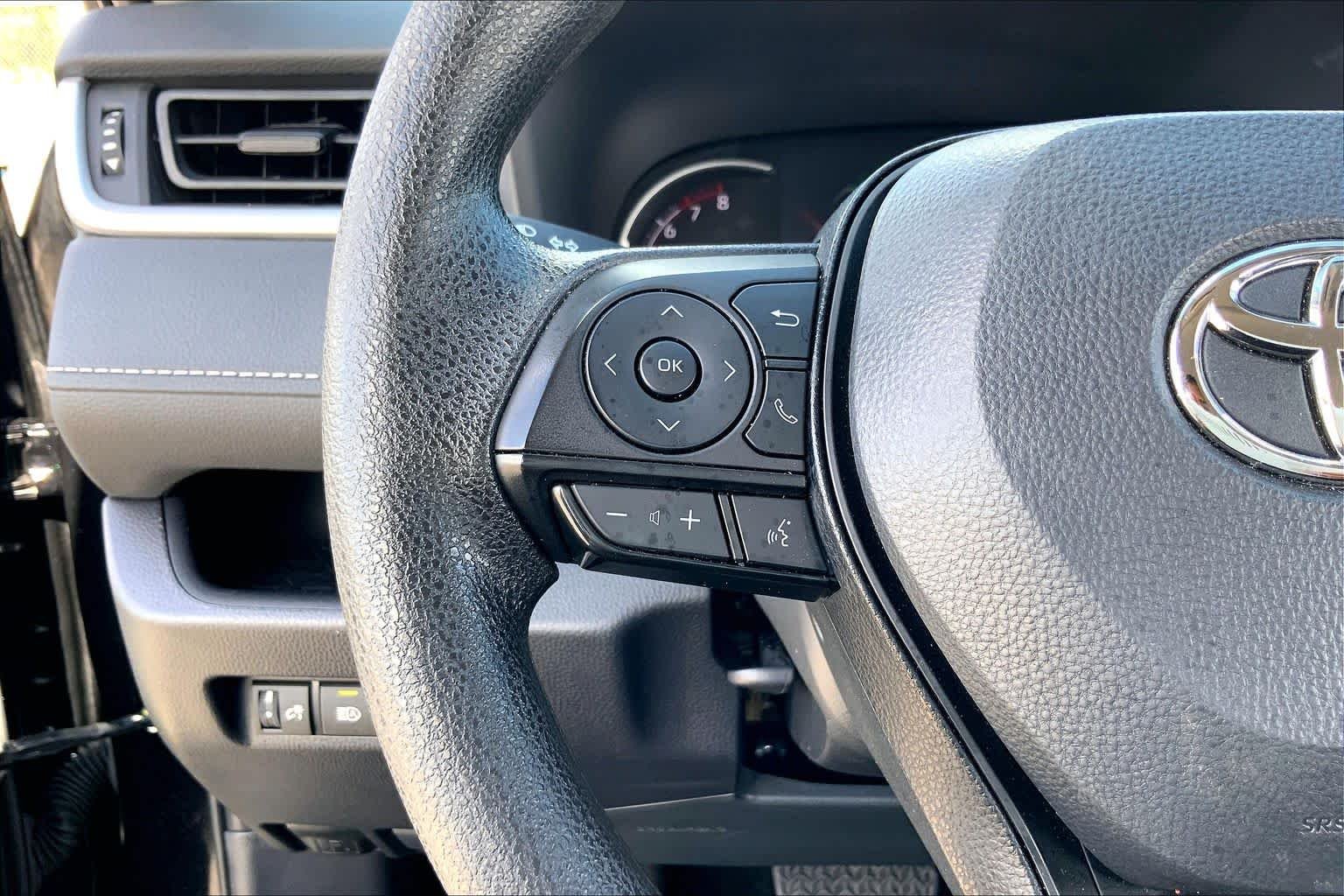 Used 2025 Midnight Black Metallic Toyota XLE image 23