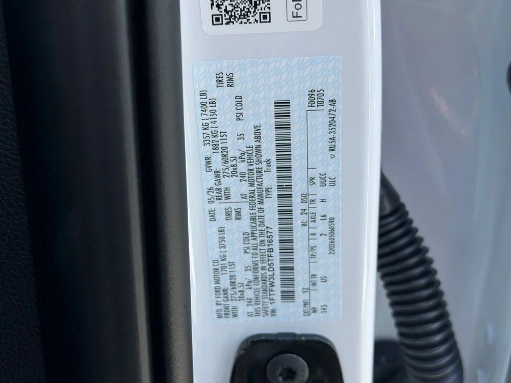 New 2026 Oxford White Ford XLT image 13