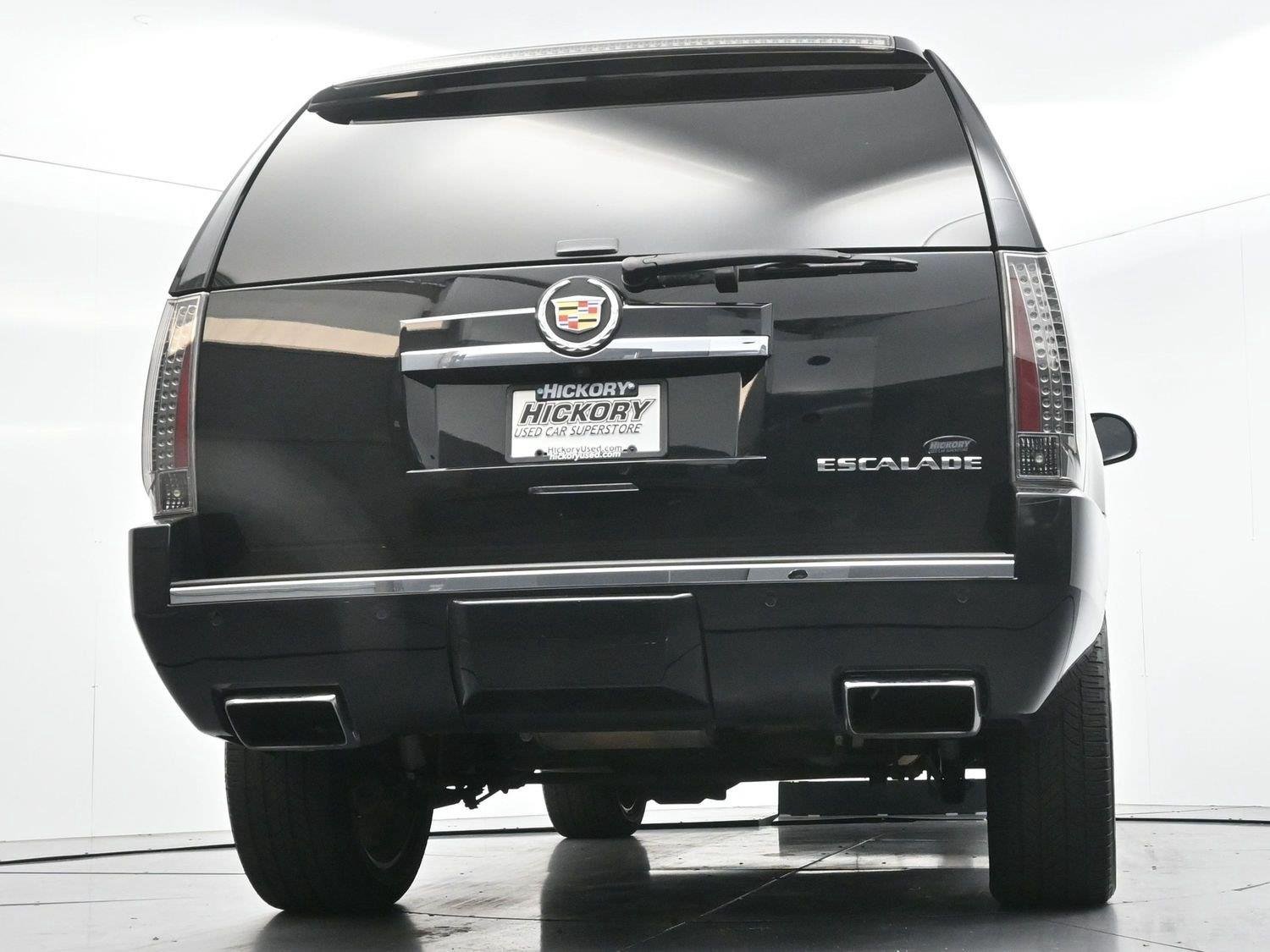 Used 2013 Black Raven Cadillac Premium image 56