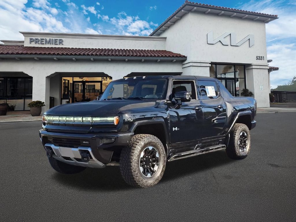 Used 2025 Void Black GMC 2X image 4
