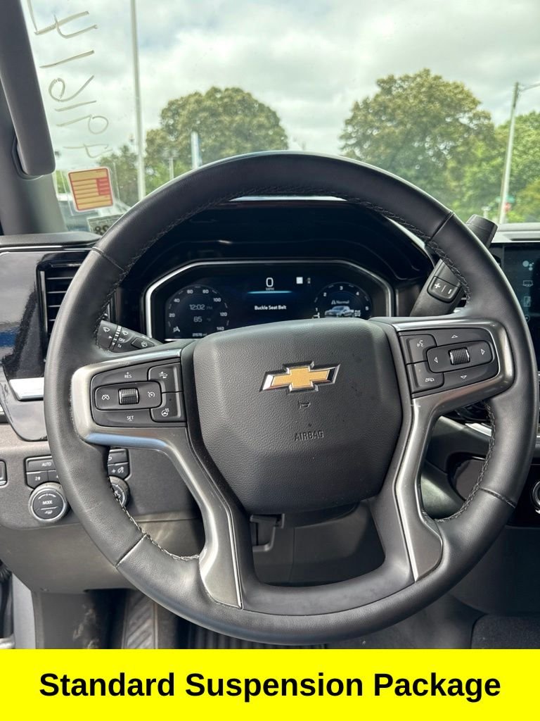 Used 2023 Gray Chevrolet LT image 9