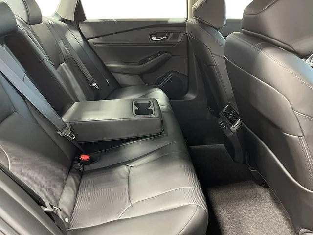 New 2026 Platinum White Pearl Honda Touring image 25
