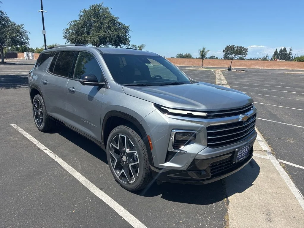 2026 Chevrolet Traverse FWD High Country's photo