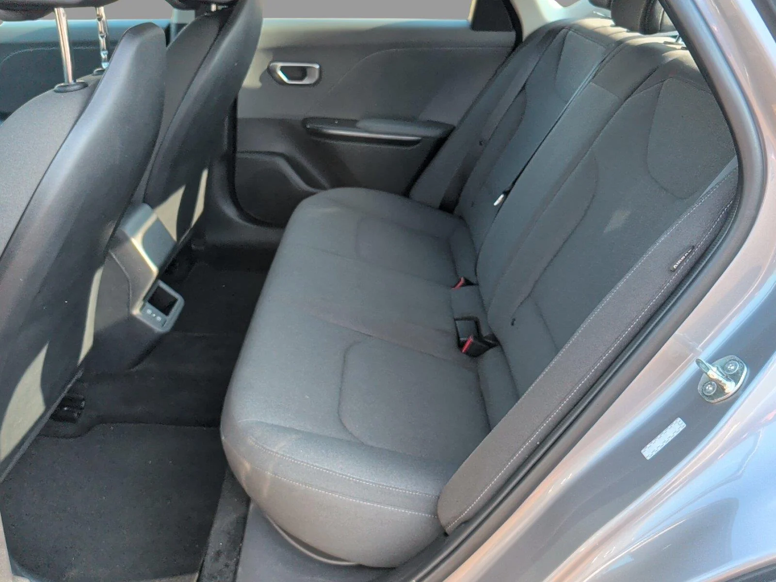 Used 2025 Steel Gray Kia LXS image 30
