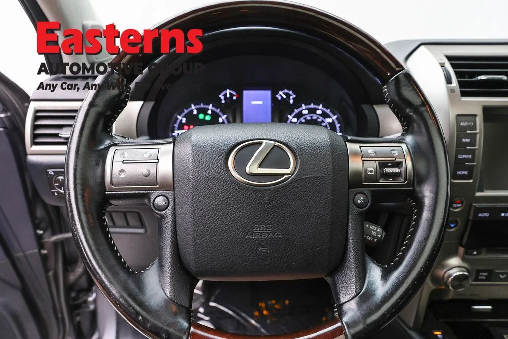 Used 2018 Gray Lexus 460 image 10