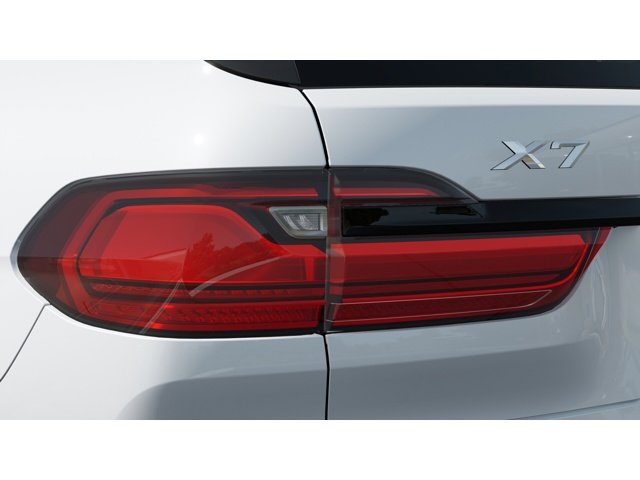 New 2027 Mineral White Metallic BMW X7 40i image 8