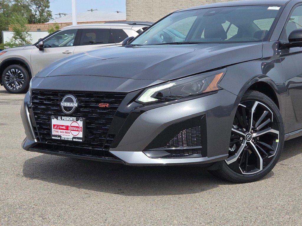 New 2026 Gray Nissan 2.5 SR image 2