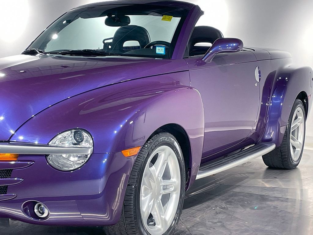 2004 Chevrolet SSR LS - Photo 16