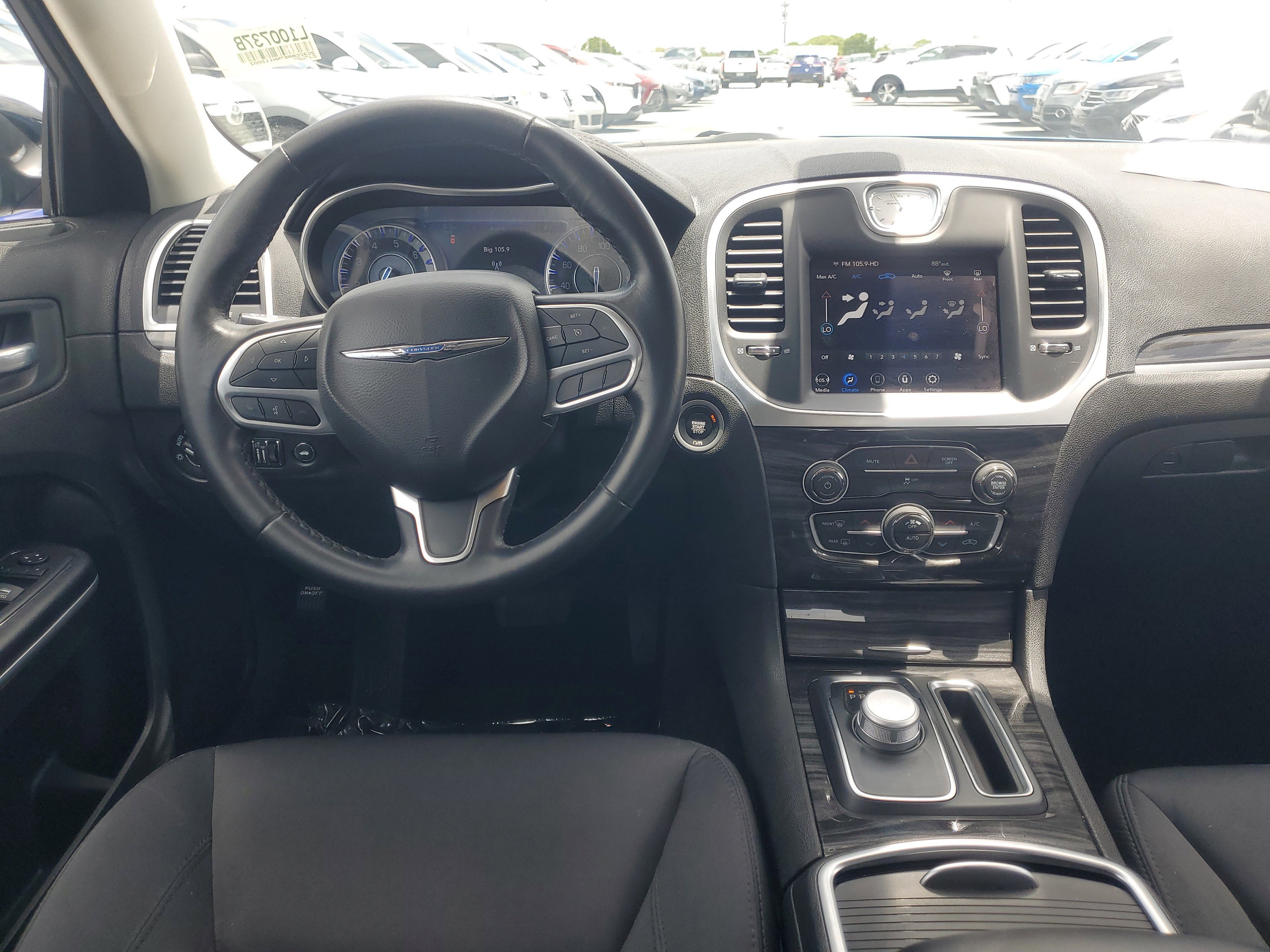 Used 2022 Frostbite Chrysler Touring image 9