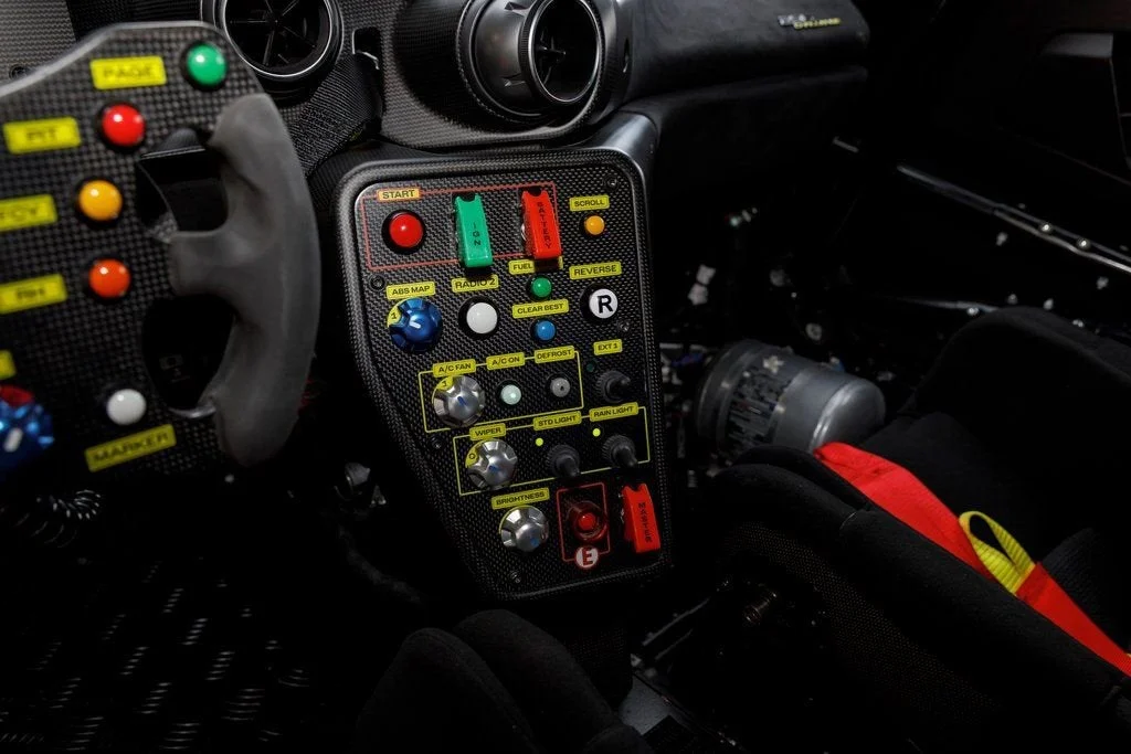 Used 2024 Rosso Scuderia Ferrari Challenge image 17