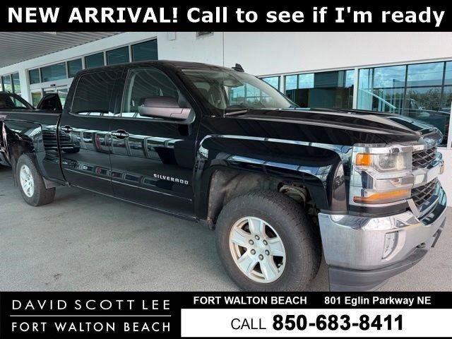 2017 Chevrolet Silverado 1500 LT 4X4 Crew Cab Short Box's photo