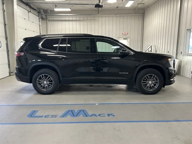 Used 2025 BLACK GMC FWD Elevation image 4