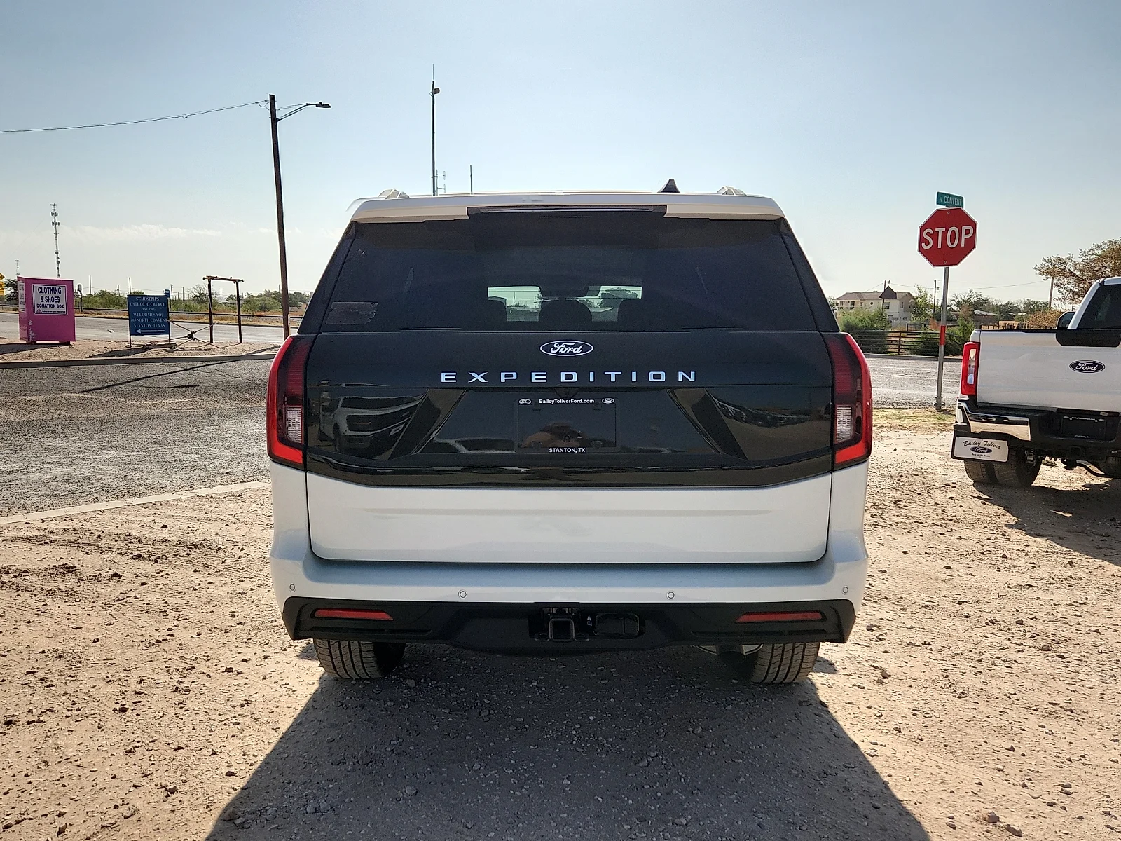 New 2027 Star White Metallic Tri-Coat Ford Active image 6