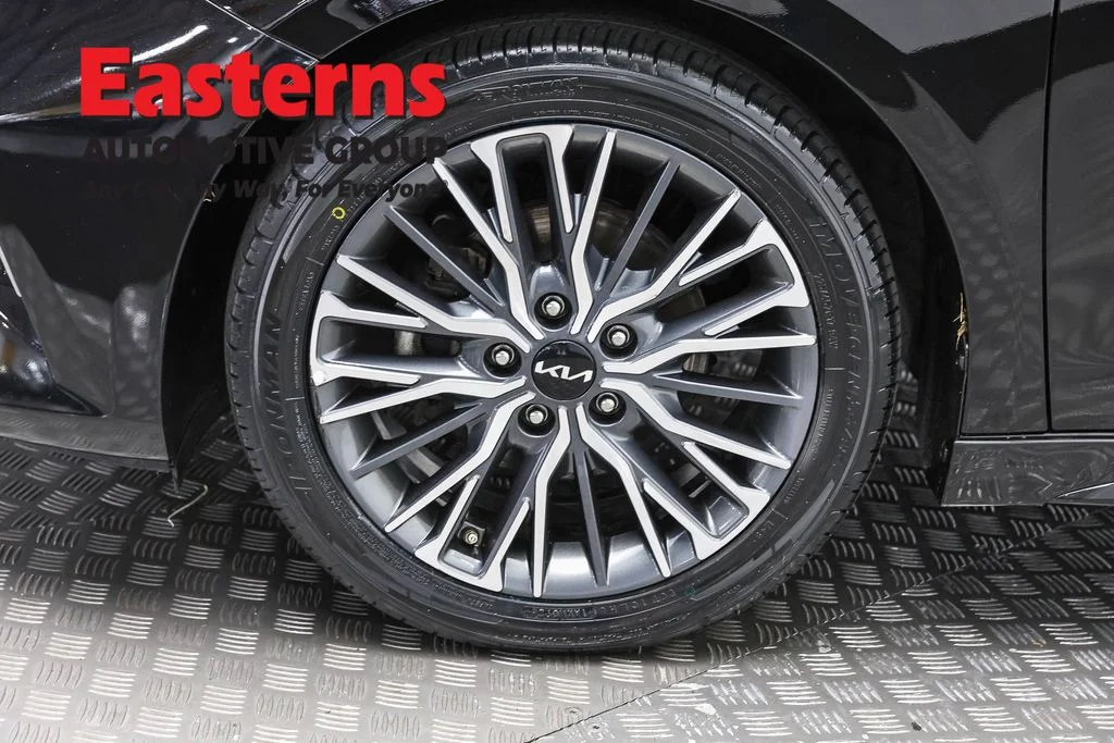 Used 2023 Black Kia GT-Line image 33