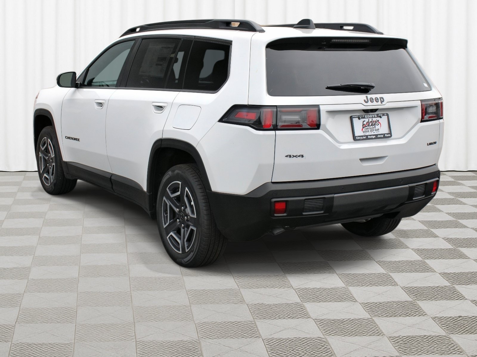 New 2026 Bright White Clearcoat Jeep Laredo image 34