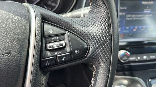Used 2018 Silver Nissan Platinum image 14