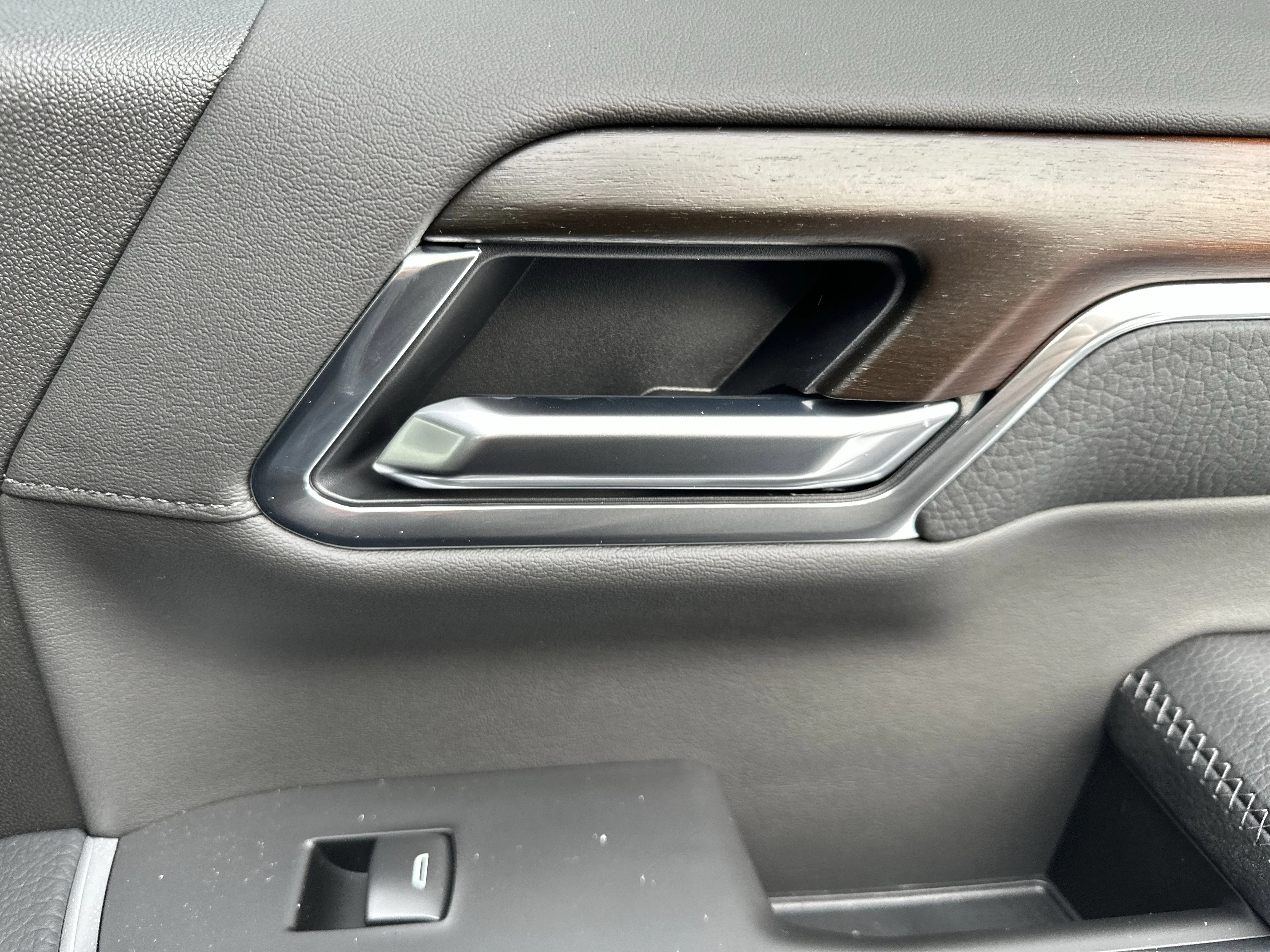 New 2026 Sterling Metallic GMC Denali image 22