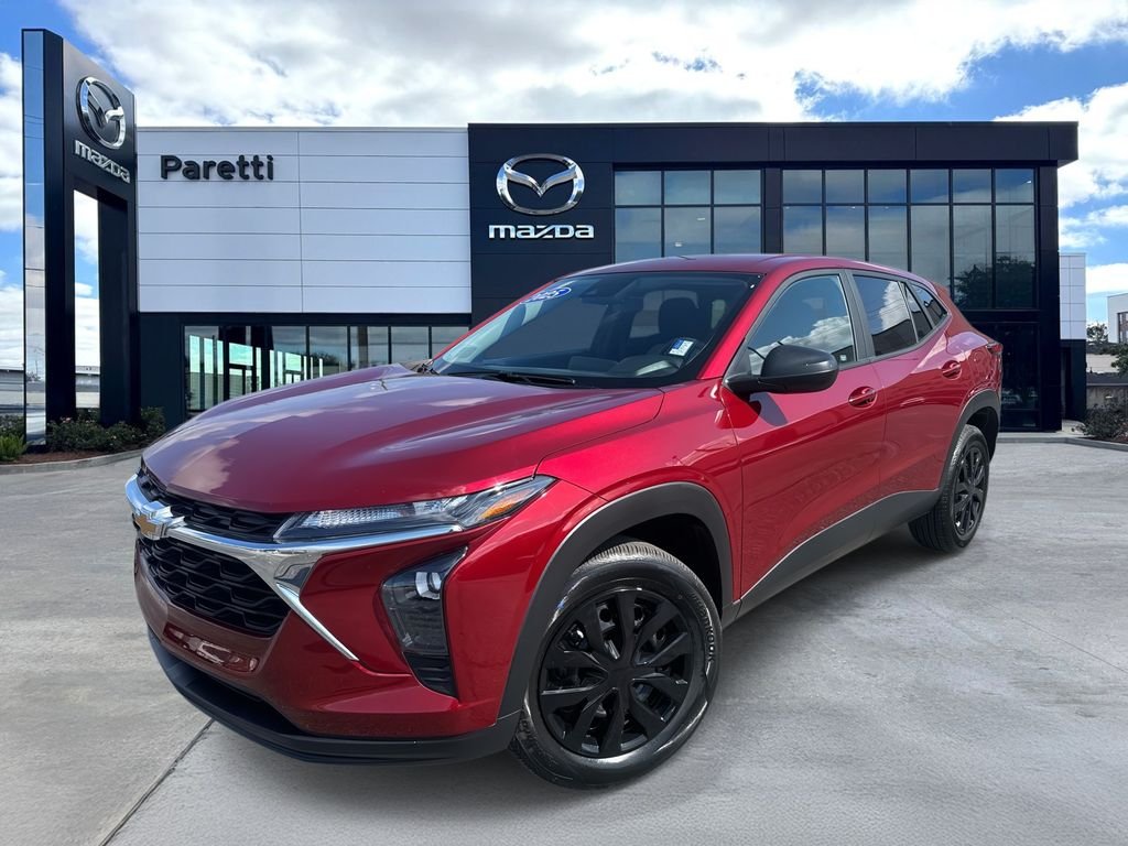 2025 Chevrolet Trax LS