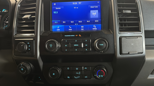 Used 2019 Blue Ford XLT image 14