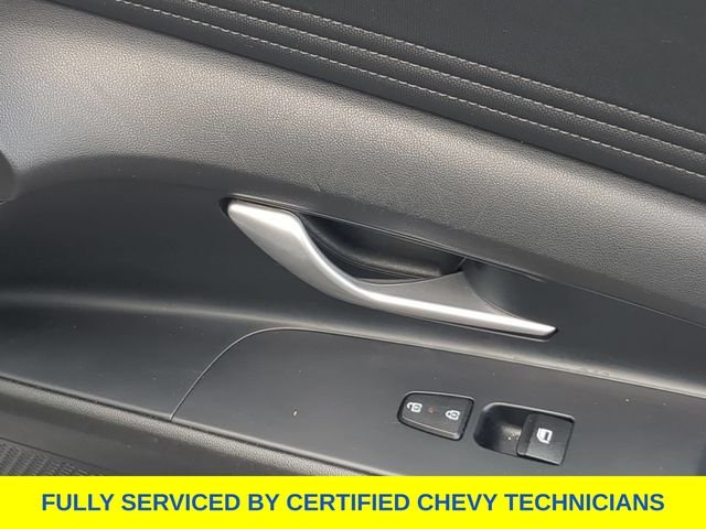 Used 2025 Silver Hyundai SEL Convenience image 44
