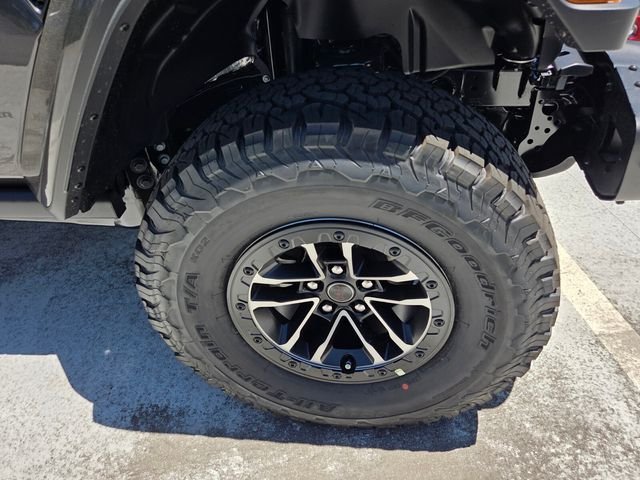 New 2026 Granite Crystal Metallic Clear-Coat Exterior Paint Jeep Rubicon X image 11