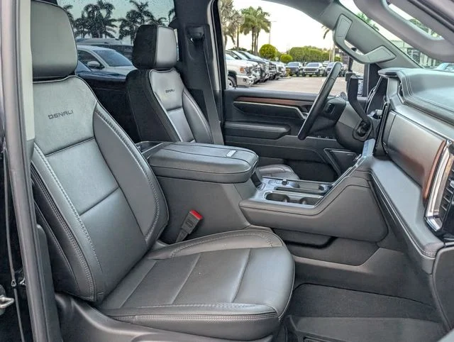 2024 GMC Sierra 2500HD Denali - Photo 18