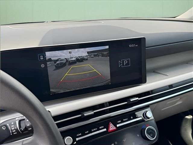 Used 2025 Green Hyundai SEL image 30