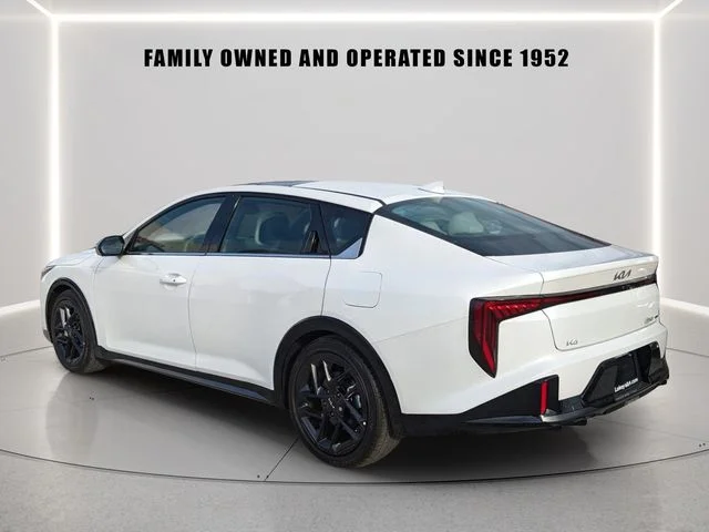 Used 2025 White Kia GT-Line Turbo image 4