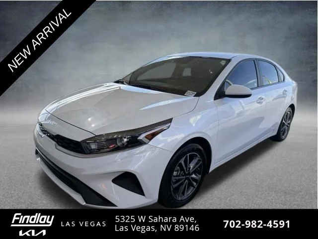 2023 Kia Forte LXS AT's photo