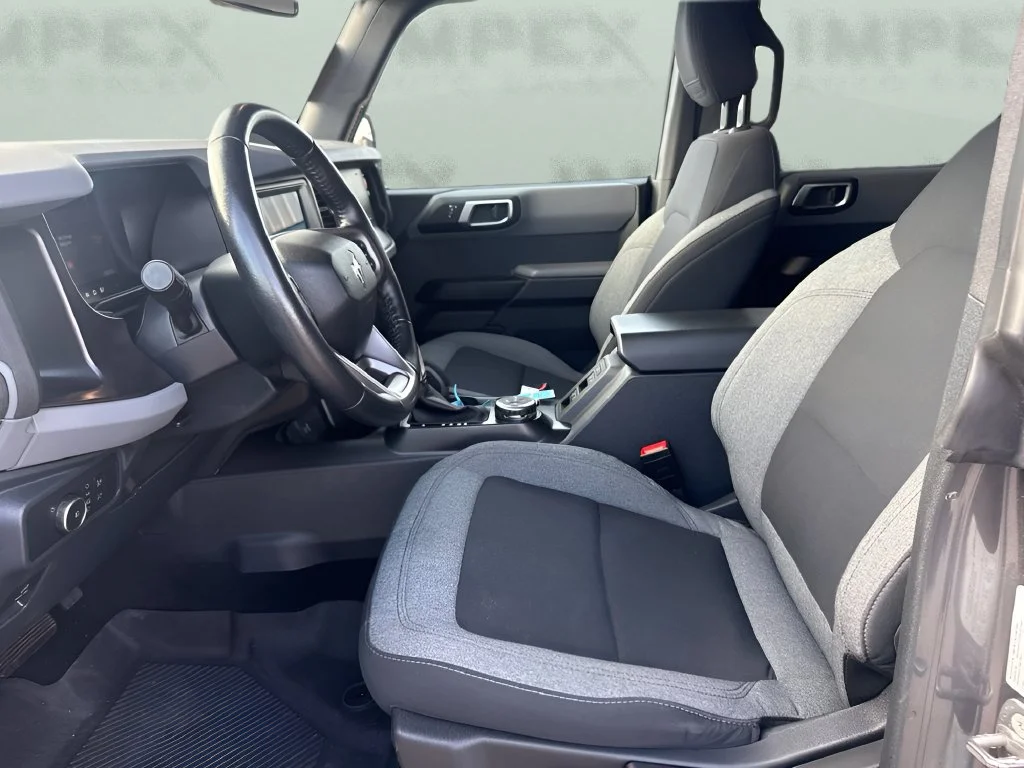 Used 2022 Grey Ford Base image 9