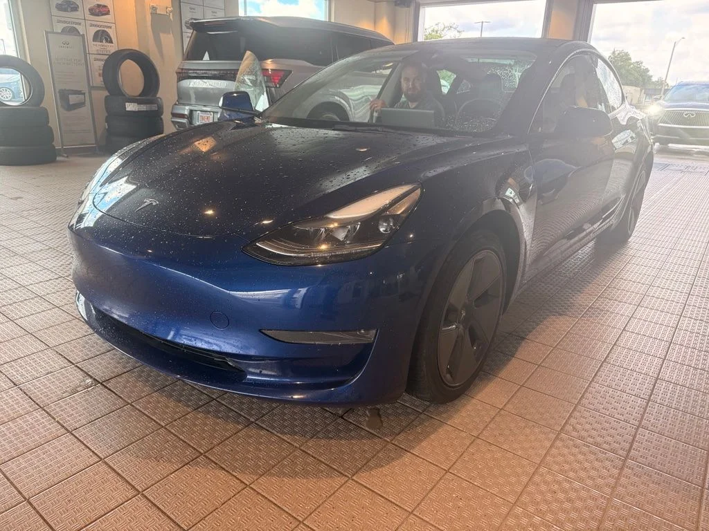 Used 2023 Blue Tesla Base image 8