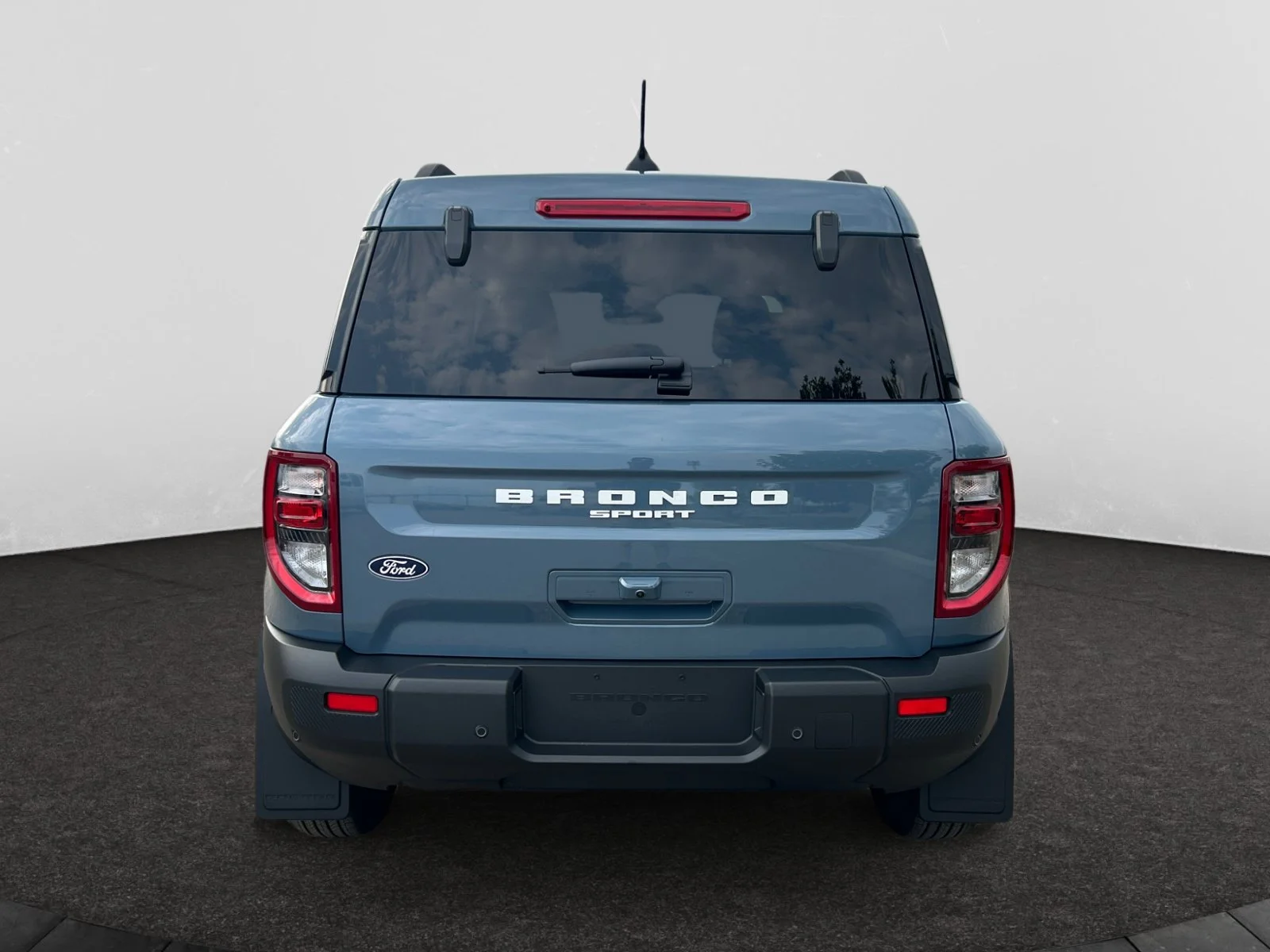 New 2026 Azure Grey Metallic Tri-Coat Ford Big Bend image 4