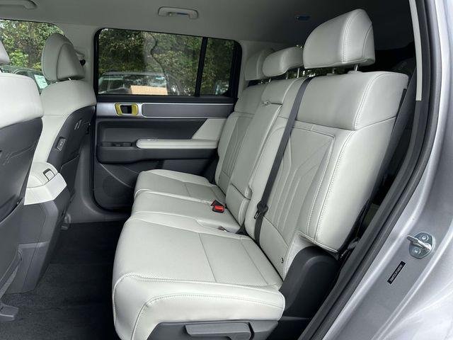 New 2026 Silver Hyundai SEL image 15