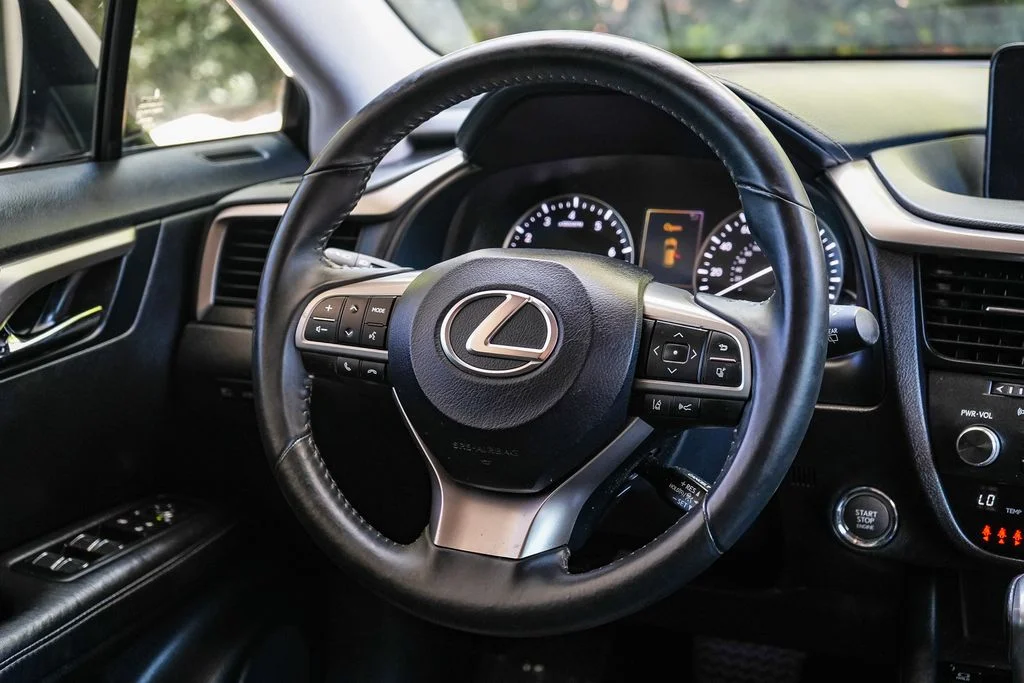 Used 2017 White Lexus 350 image 14