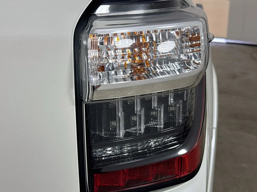 Used 2019 Blizzard Pearl Toyota Limited image 33