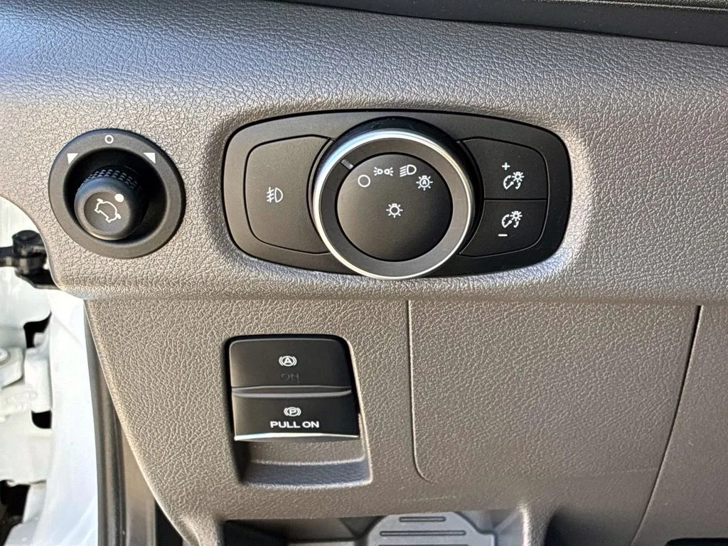 Used 2025 White Ford  image 21