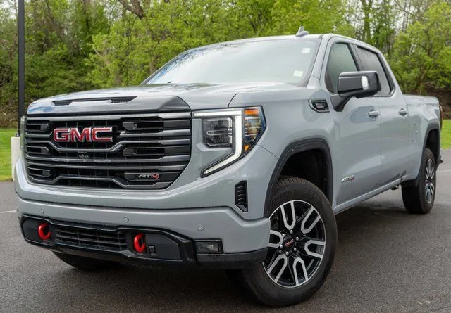 2025 GMC Sierra 1500 AT4