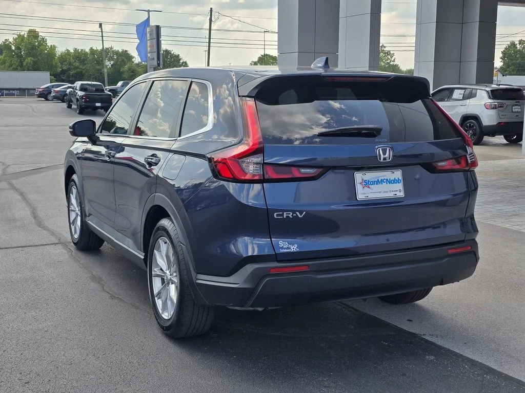 Used 2023 Canyon River Blue Metallic Honda EX image 5