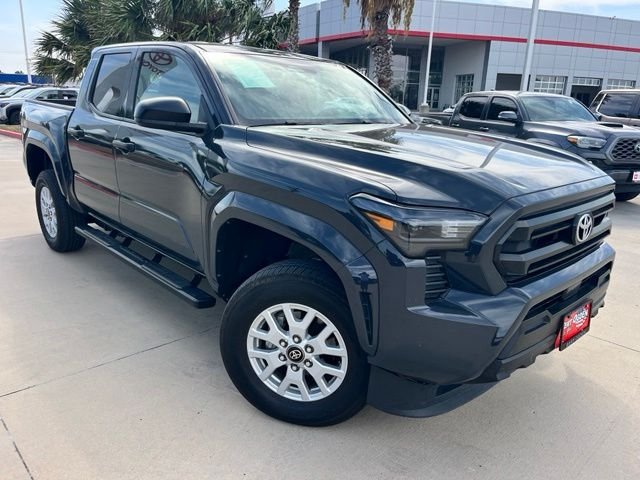 Used 2025  Toyota SR image 1