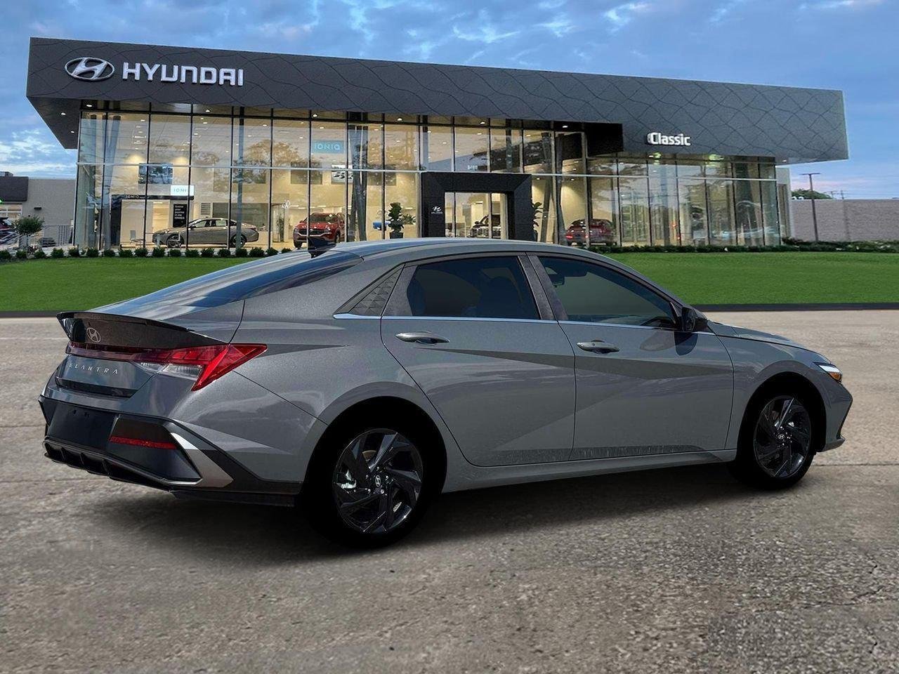 New 2026 Ecotronic Gray Pearl Hyundai SEL Sport Premium image 8