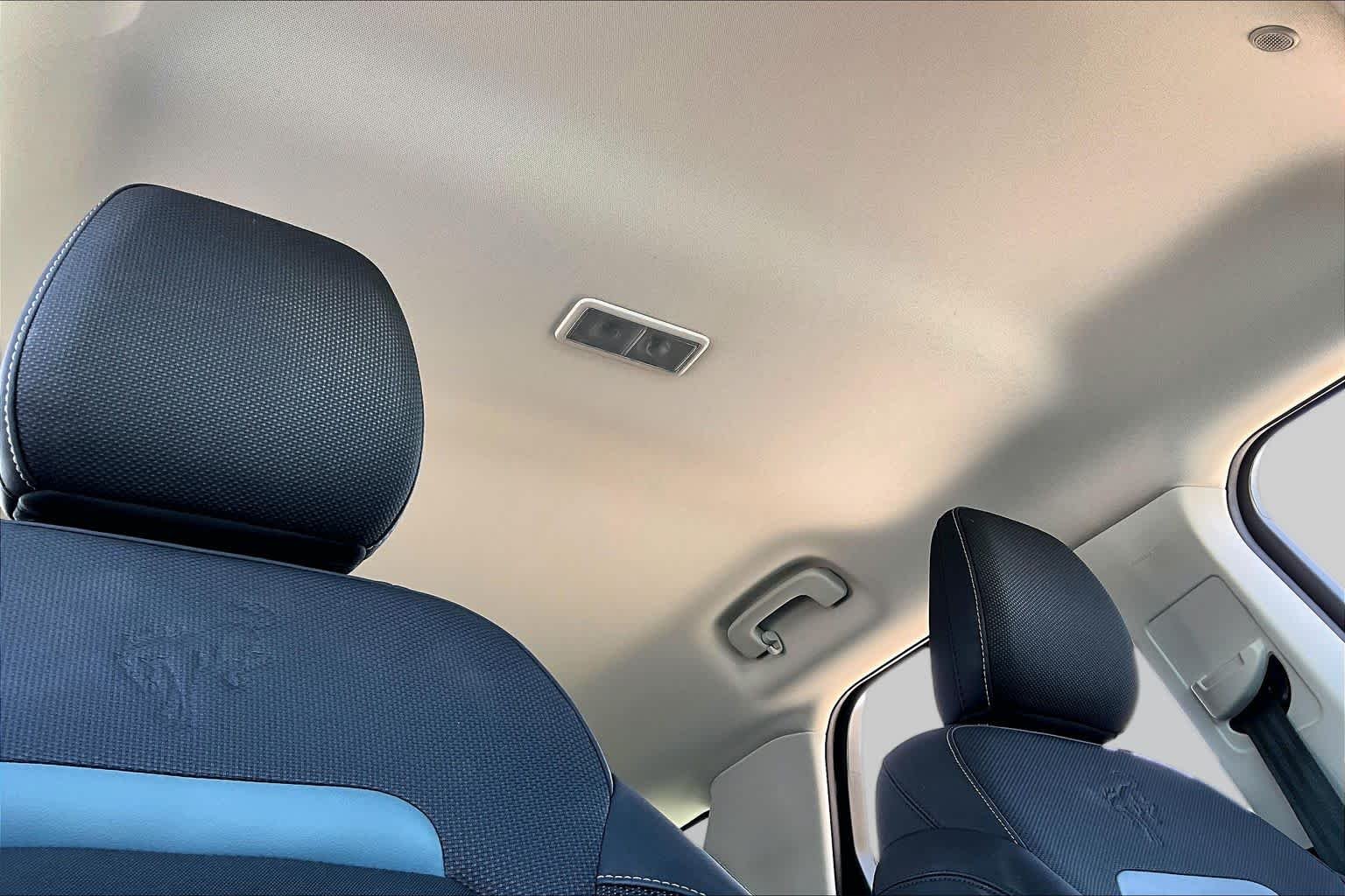 Used 2023 Cactus Gray Ford Badlands image 13